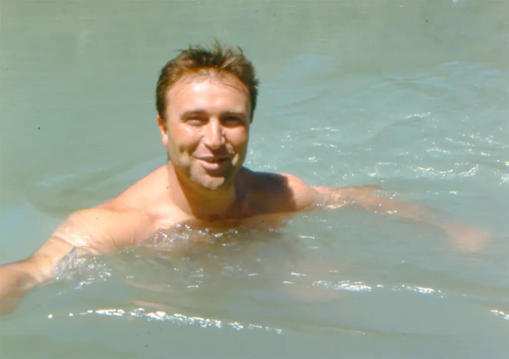 Christian MONTJOL, en Juillet 1956, dans le canal du Verdon du Domaine Saint-Antonin