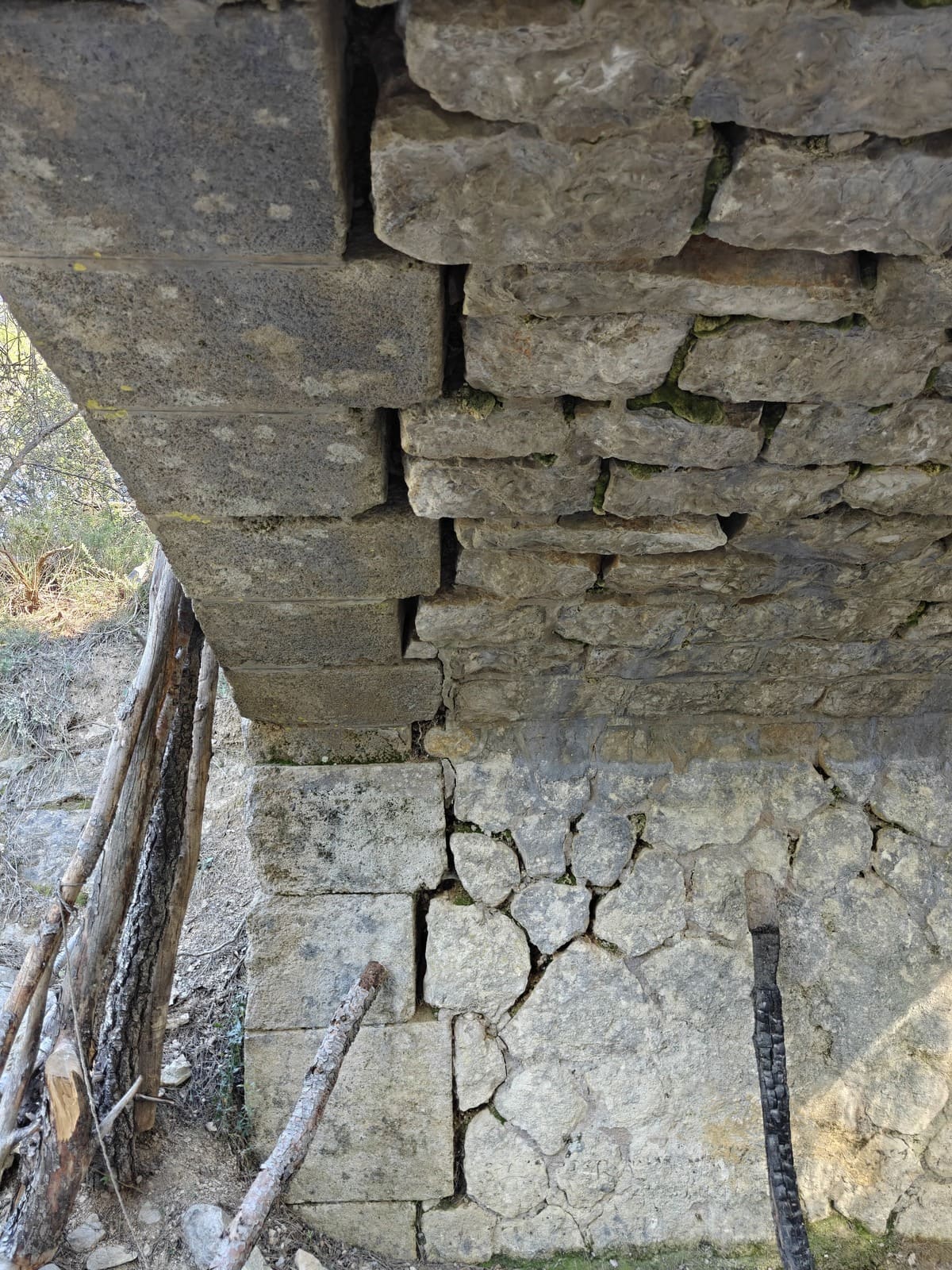 Détails de la voûte coté Sud-Est du 1er pont du Canal du Verdon - 2026.